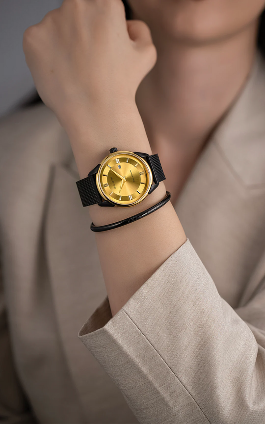 Piazza del Duomo, Milano ll / Swiss Movement.