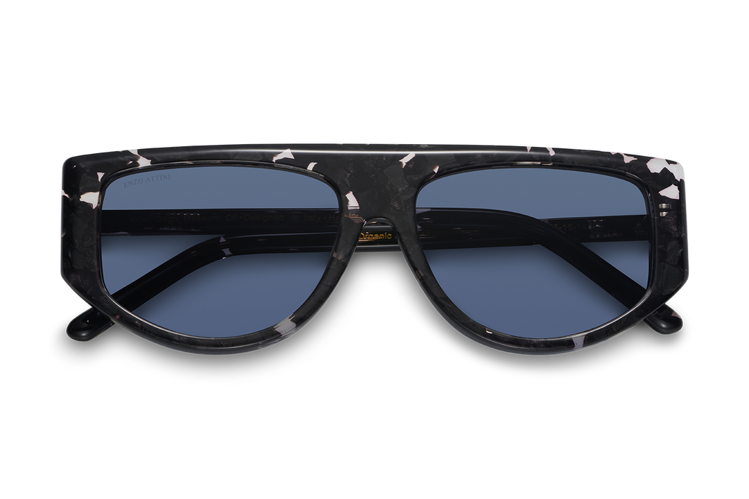 Van Gogh Museum / Dark Black Lens