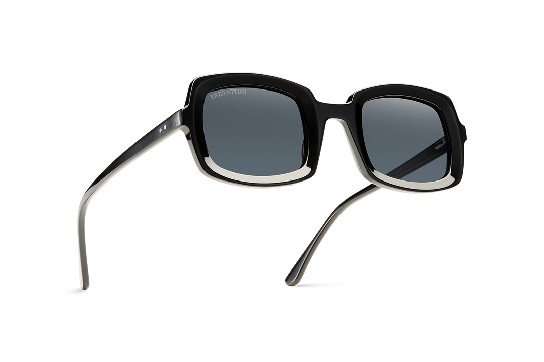 Canal Grande / Black + Dark Black Lens.