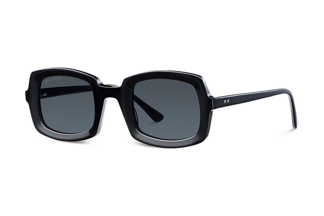 Canal Grande / Black + Dark Black Lens.