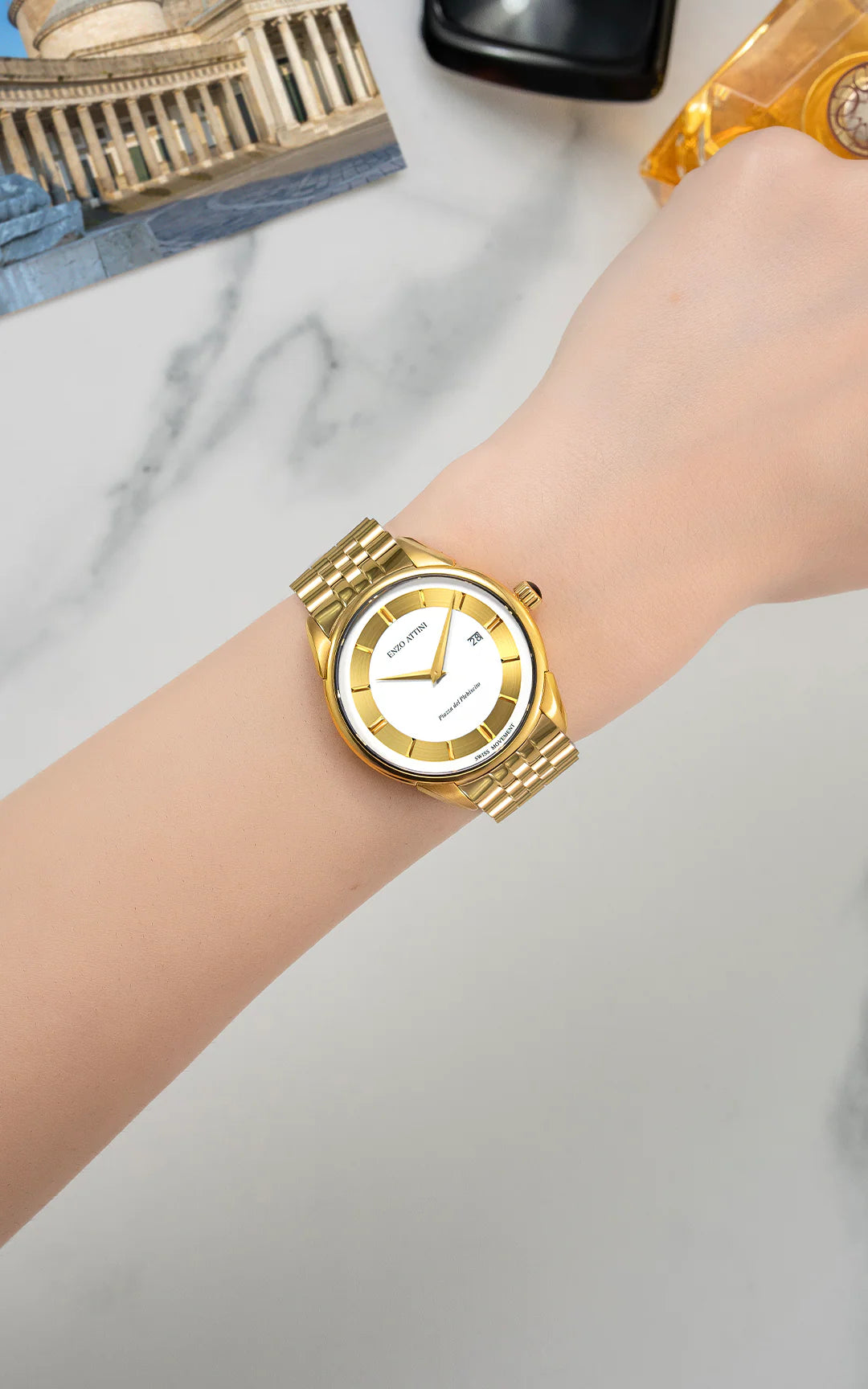 Piazza del Plebiscito ll / Swiss Movement.