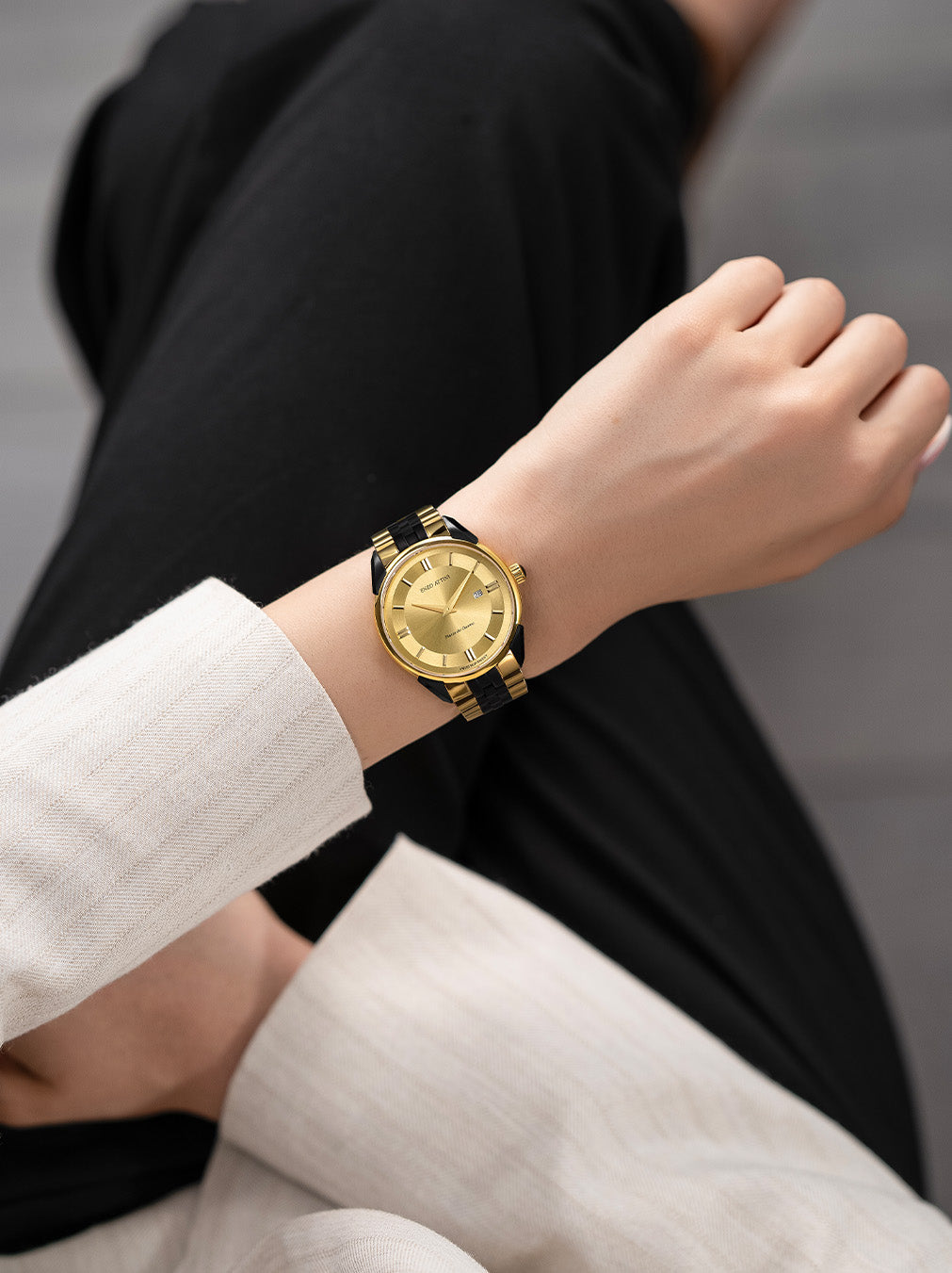 Piazza del Duomo, Milano - President Bracelet / Swiss Movement.