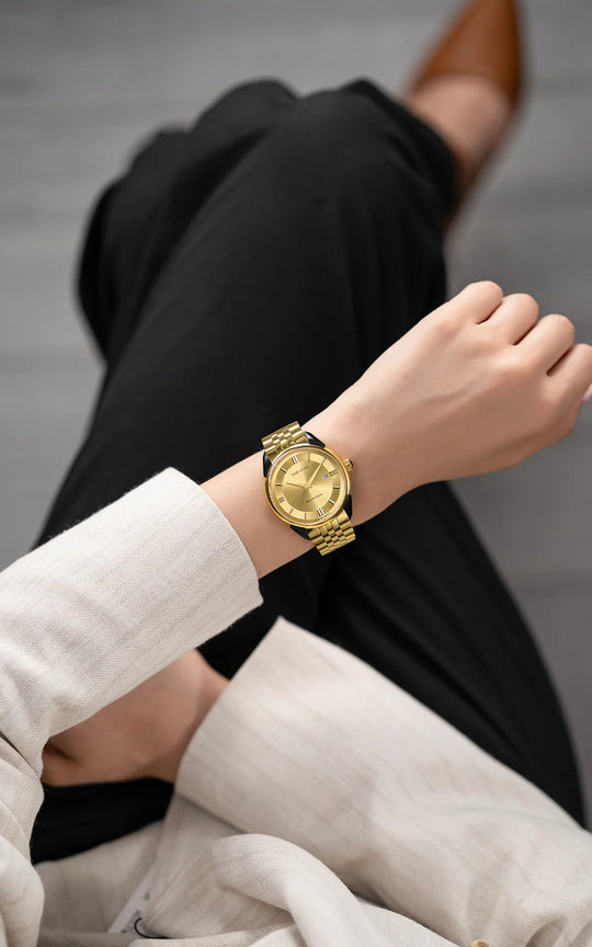 Piazza del Duomo, Milano ll / Swiss Movement.