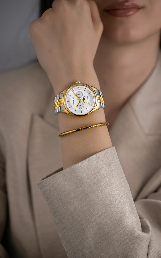 Fontana di Trevi, Roma - President Bracelet / Swiss Movement.