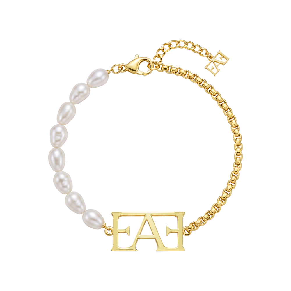 Icon Pearl Bracelet / Gold Color.