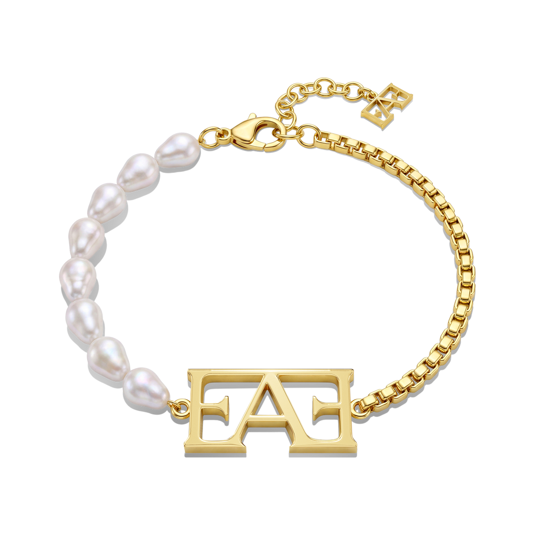 Icon Pearl Bracelet / Gold Color.