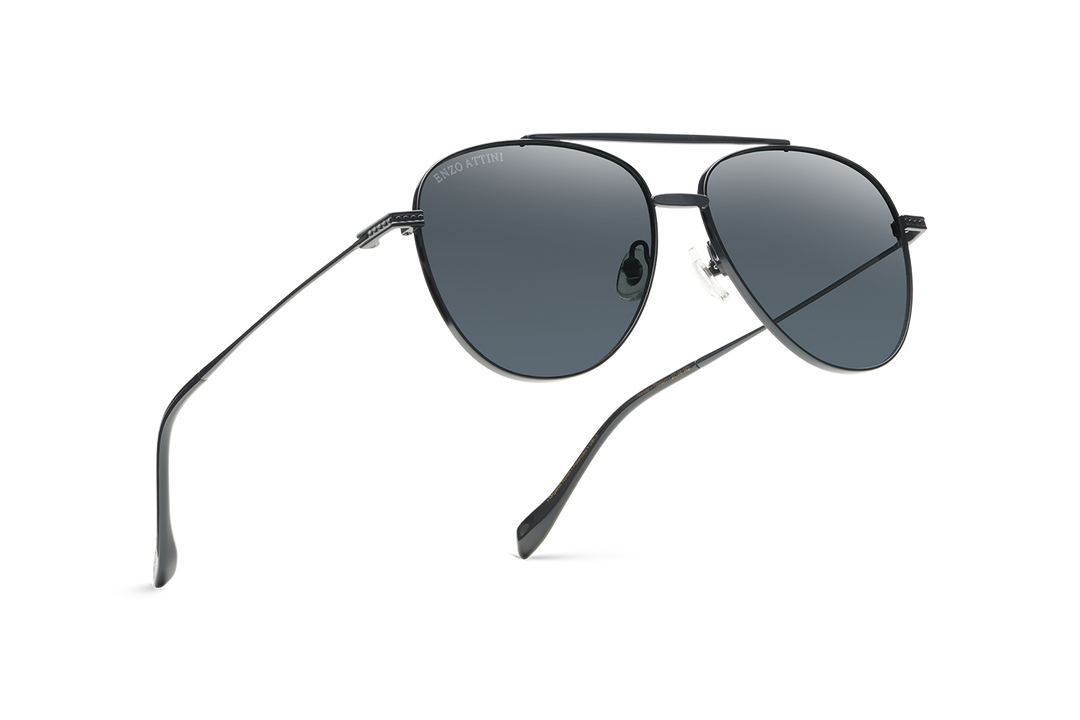 Grand Canyon / Black + Dark Black Lens.