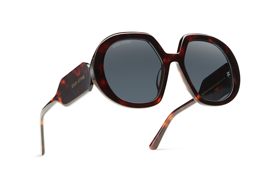 Lago di Garda / Tortoise Red + Black Lens.