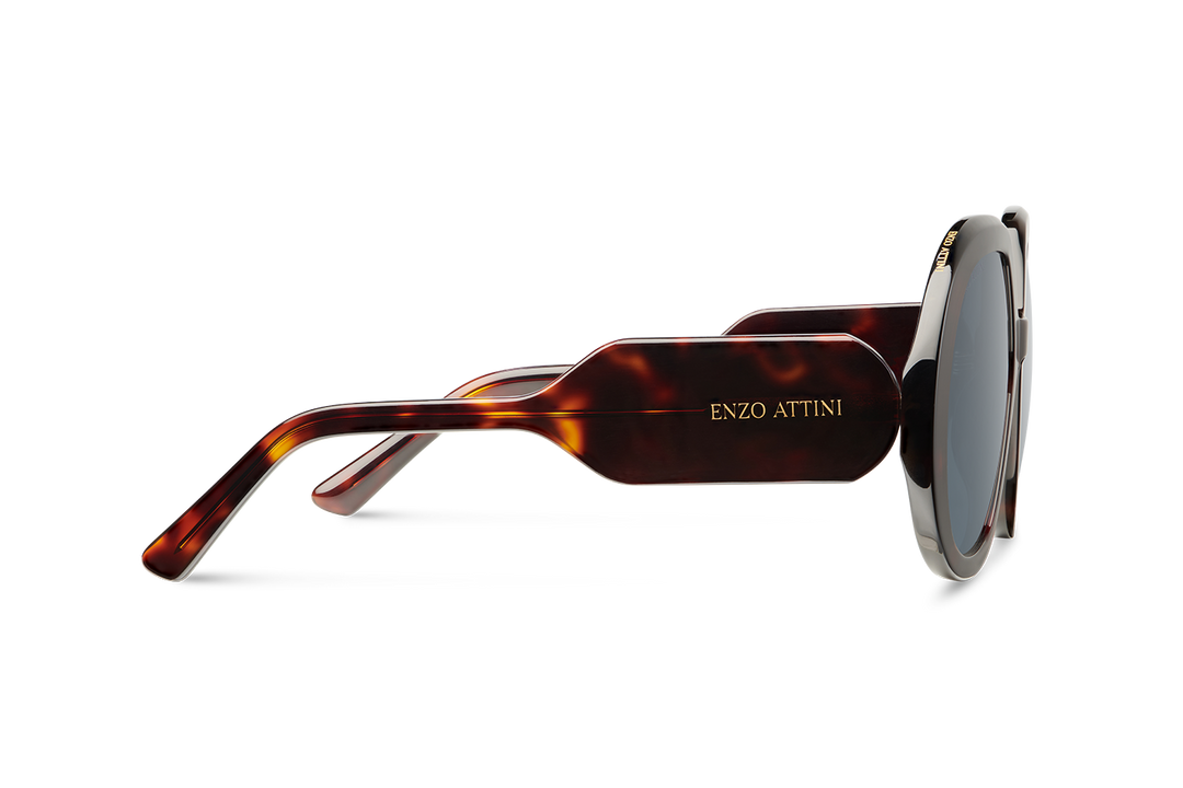 Lago di Garda / Tortoise Red + Black Lens.