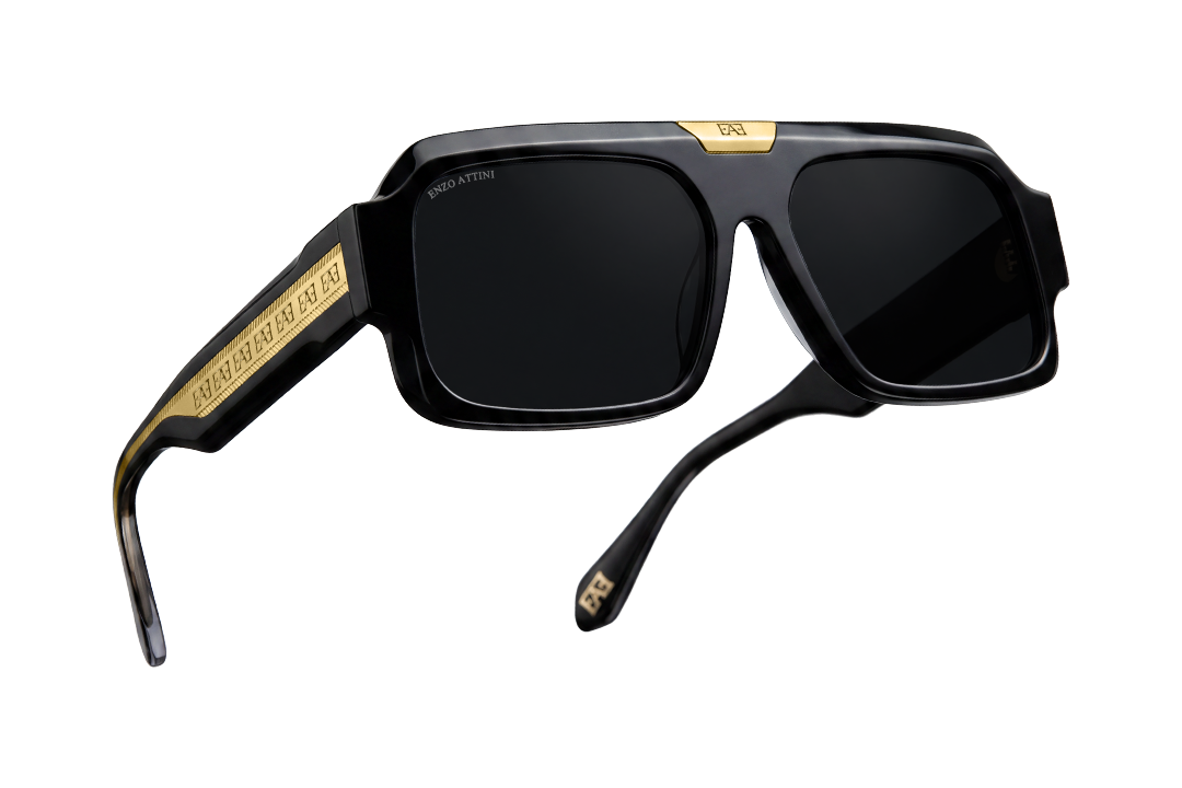 Lago di Como ll / Black & Black Lens.