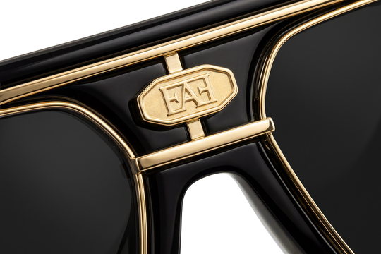 Palazzo Ducezio ll / Black &  Black Lens